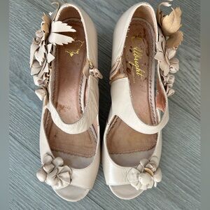 Miss Albright Pink Cream Floral Heels